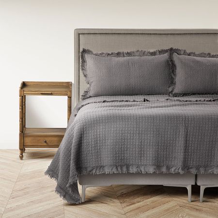 CUBRECAMA-STONE-GRIS-CLARO-KING-10-1003